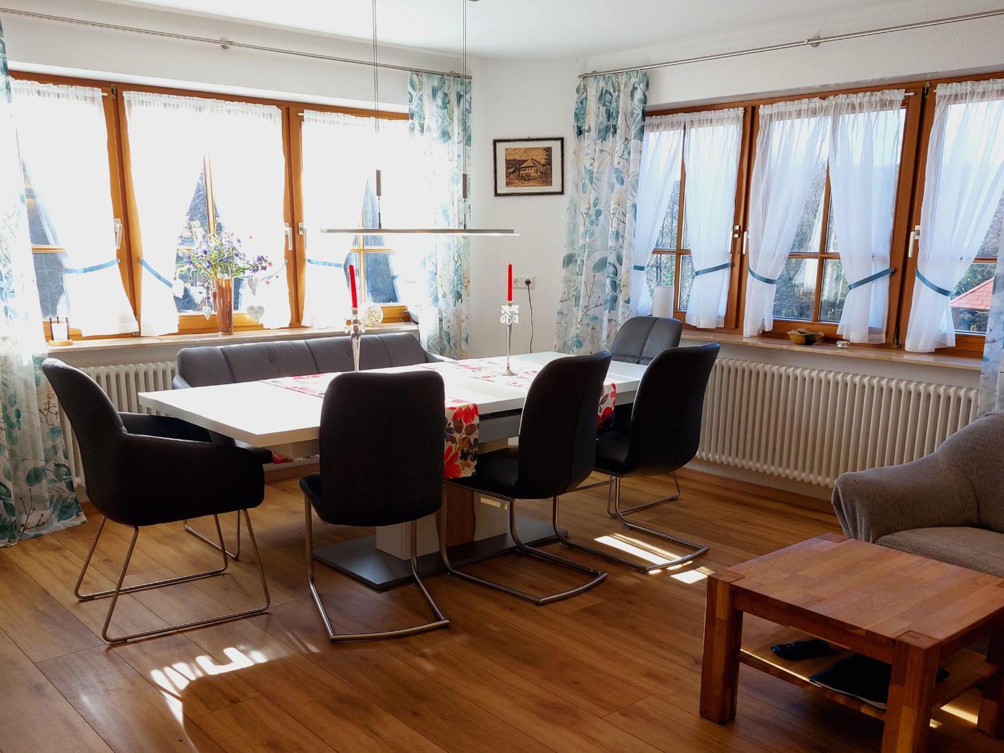 Вилла Schlosshof - Der Urlaubsbauernhof Эльцах Экстерьер фото